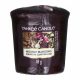  Candela tradizionale in paraffina Moonlit Blossoms Yankee Candle 1 pz.