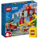  LEGO City 60375 Caserma dei pompieri e camion dei pompieri + Borsa di carta LEGO