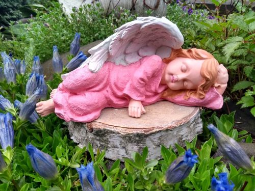  Figura di angelo sdraiato in cemento, decorazione da giardino in cemento