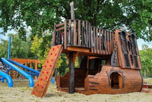 RELITTO nave pirata in legno PARCO GIOCHI PER BAMBINI PZ23