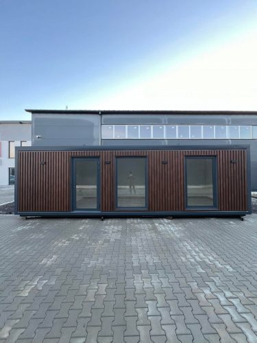 Container residenziale, padiglione per uffici, realizzato in pannelli sandwich 9x3, DISPONIBILE SUBITO