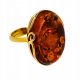  Anello in ambra cognac, argento placcato oro