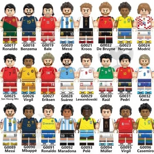  GRANDE CALENDARIO DELL'AVVENTO FIGURINE DI CALCIO RONALDO MESSI LEWANDOWSKI