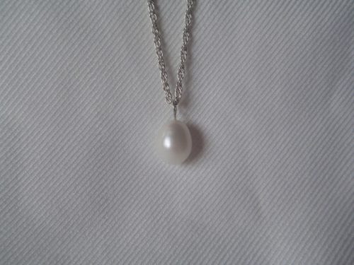  COLLANA DI PERLE NATURALI E CATENA IN ARGENTO