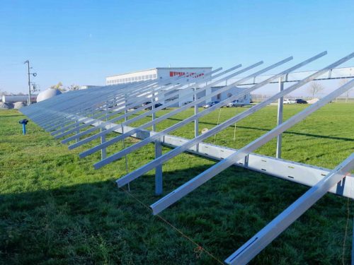  Impianto fotovoltaico a terra da 50 kWp con impianto fotovoltaico da 50 kW