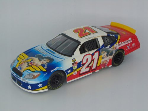  TEAM CALIBRO 2004 RICKY RUDD #21 FORD TAURUS WONDER WOMAN NASCAR 1:24