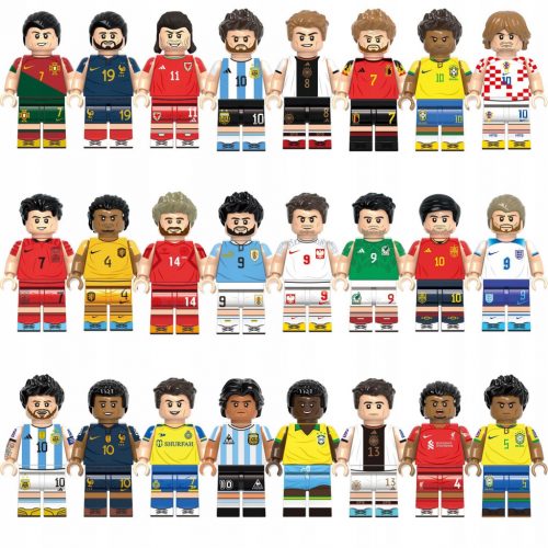  UN SET DI 24 ELEMENTI DI FIGURINE DEI GIOCATORI DI CALCIO LEWANDOWSKI RONALDO